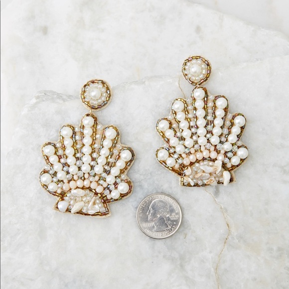 Pearl shell beaded earrings - Picture 3 of 4